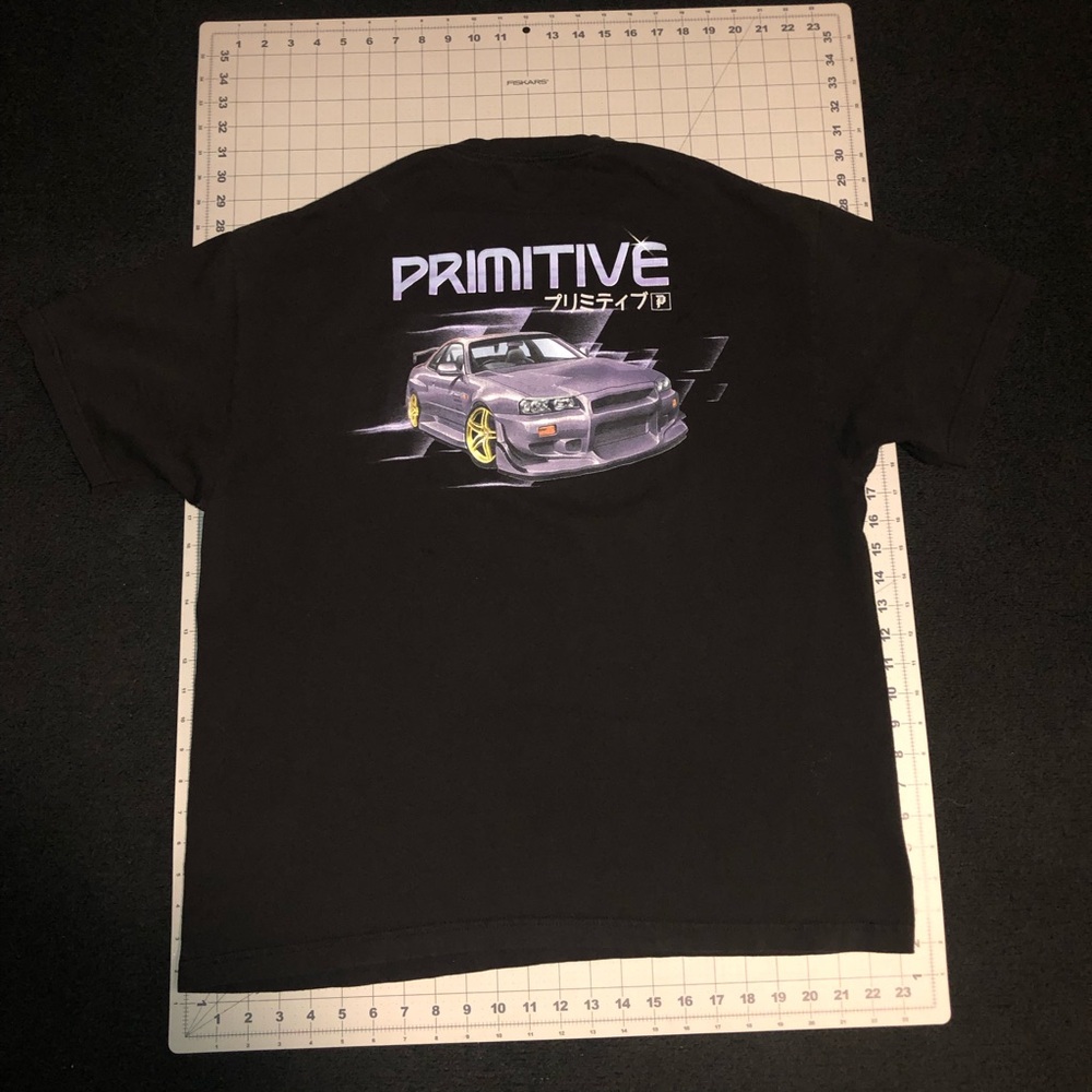 Primitive. Size XL. Black color. Short Sleeve Shirt.